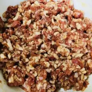 Make Plum-crunch meatloaf step 0