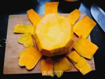 Make Pumpkin Steam Lotus step 1