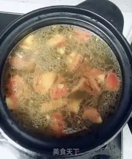 Make Golden mushroom meatball soup step 5