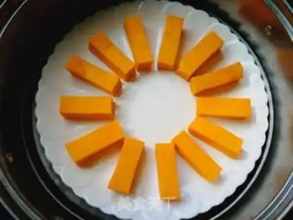 Make Pumpkin Steam Lotus step 9