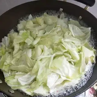 Make Spicy hands tore the dishes step 4