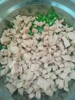 Make Spam and sausage pancakes step 0