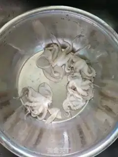 Make The Octopus fried Dutch beans step 0
