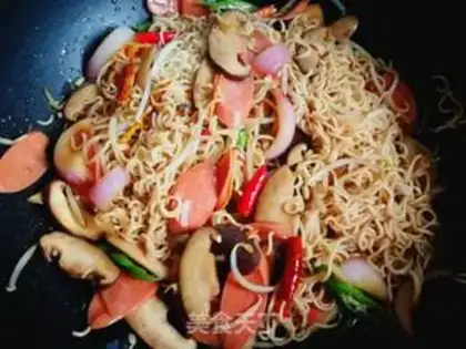 Make Soy sauce, noodle step 10