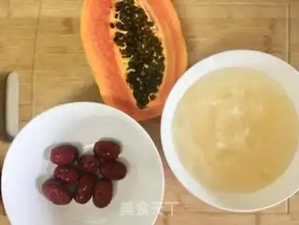 Make The papaya silver ear soup step 0