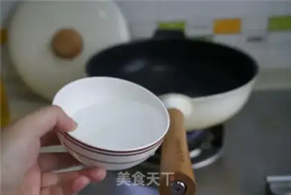 Make Soccer tofu soup step 1