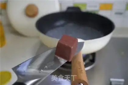 Make Soccer tofu soup step 2