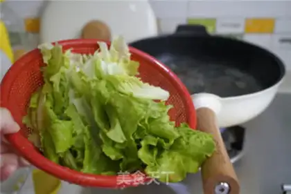 Make Soccer tofu soup step 4