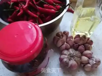 Make Spicy chili sauce step 2