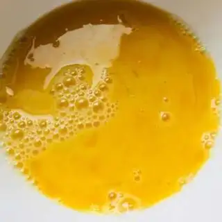 Make Fried eggs step 1