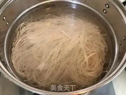 Make Onion noodles step 9