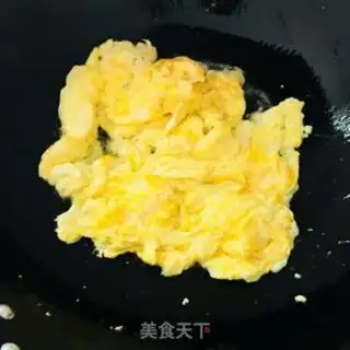 Make Fried eggs step 2