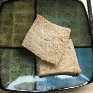 Make Fruit sandwich step 3