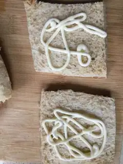 Make Fruit sandwich step 4