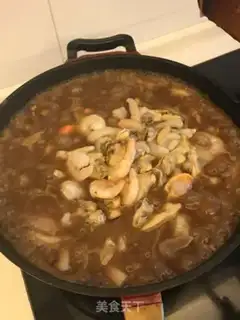 Make Seafood curry noodles step 15