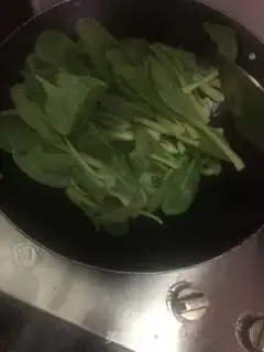 Make Garlic oil and sea green step 2