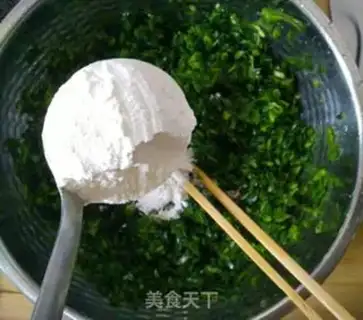 Make Cream eggs step 1