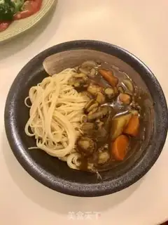 Make Seafood curry noodles step 19