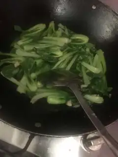 Make Garlic oil and sea green step 3