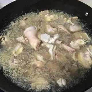 Make Chestnut chicken soup step 3