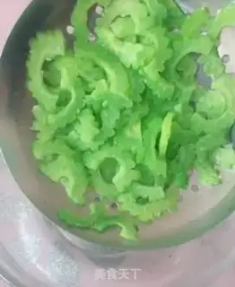 Make Bitter eggcake step 3