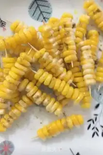 Make Ridiculous corn string step 5