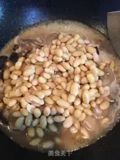 Make Frozen chicken legs and beans step 5