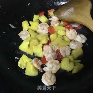 Make Pineapple shrimp step 4