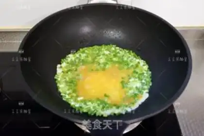 Make Olive fried eggs step 3