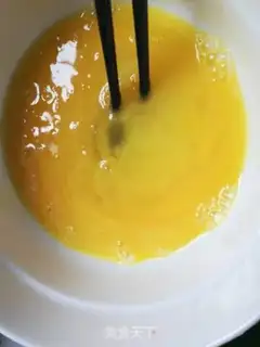 Make Pumpkin fried eggs step 5