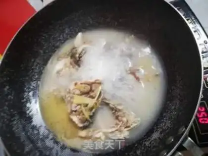 Make Fish head soup step 3