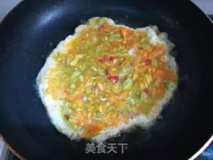 Make Pumpkin fried eggs step 8