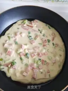 Make Sausage eggcake step 3