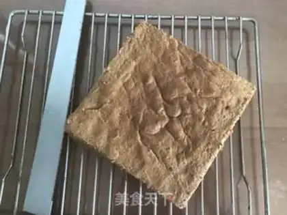 Make Red-tree cake step 14