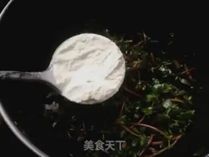 Make Steamed horse teeth step 3