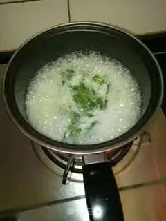 Make Chicken liver spinach congee step 3