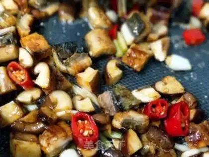 Make Pelican mushroom eel edder step 10