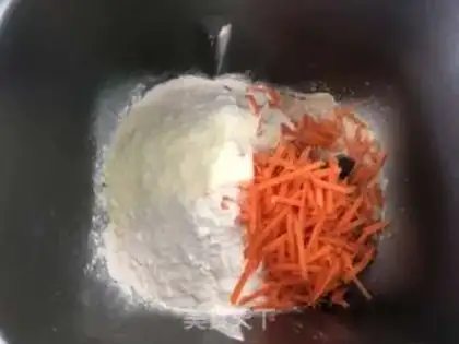 Make Carrot bean saloon step 1
