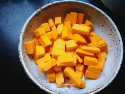 Make Pumpkin oatmeal step 1