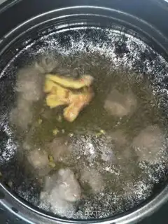 Make Bone green bean soup step 3