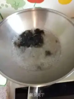 Make Purple egg soup step 1