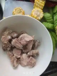 Make Suffering melon corn ribs soup step 0