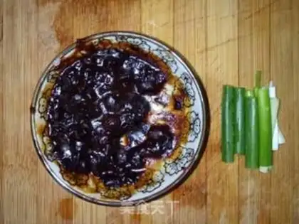 Make Soy sauce and cabbage step 1