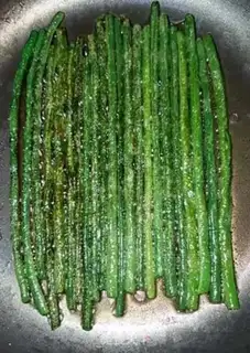 Make Homemade bean horns step 4
