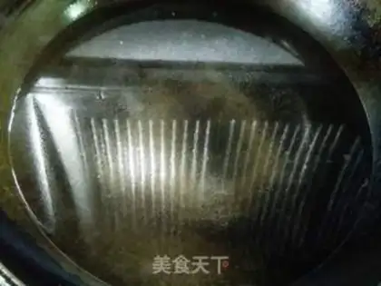 Make Hot dry noodles step 1