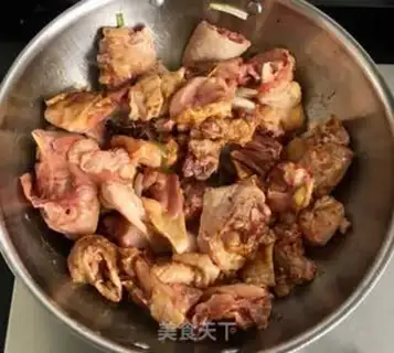 Make A big cock stew of potatoes step 4