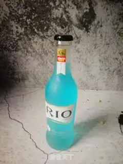 Make Shelby cocktails step 0