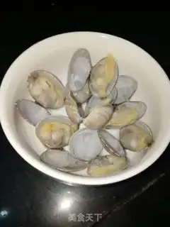 Make Flower clams and eggs step 2