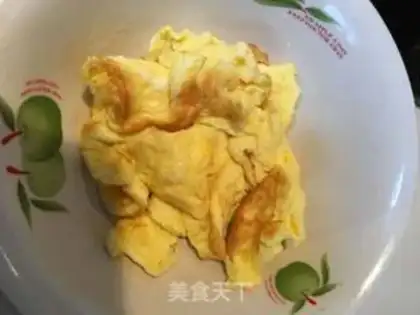 Make White mushroom egg soup step 2