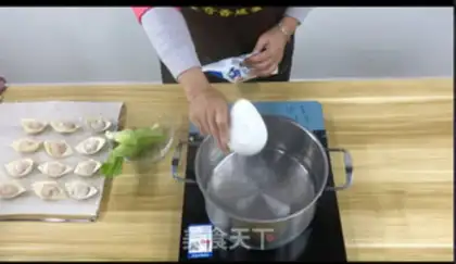 Make Salted eggs and yellow meat step 4